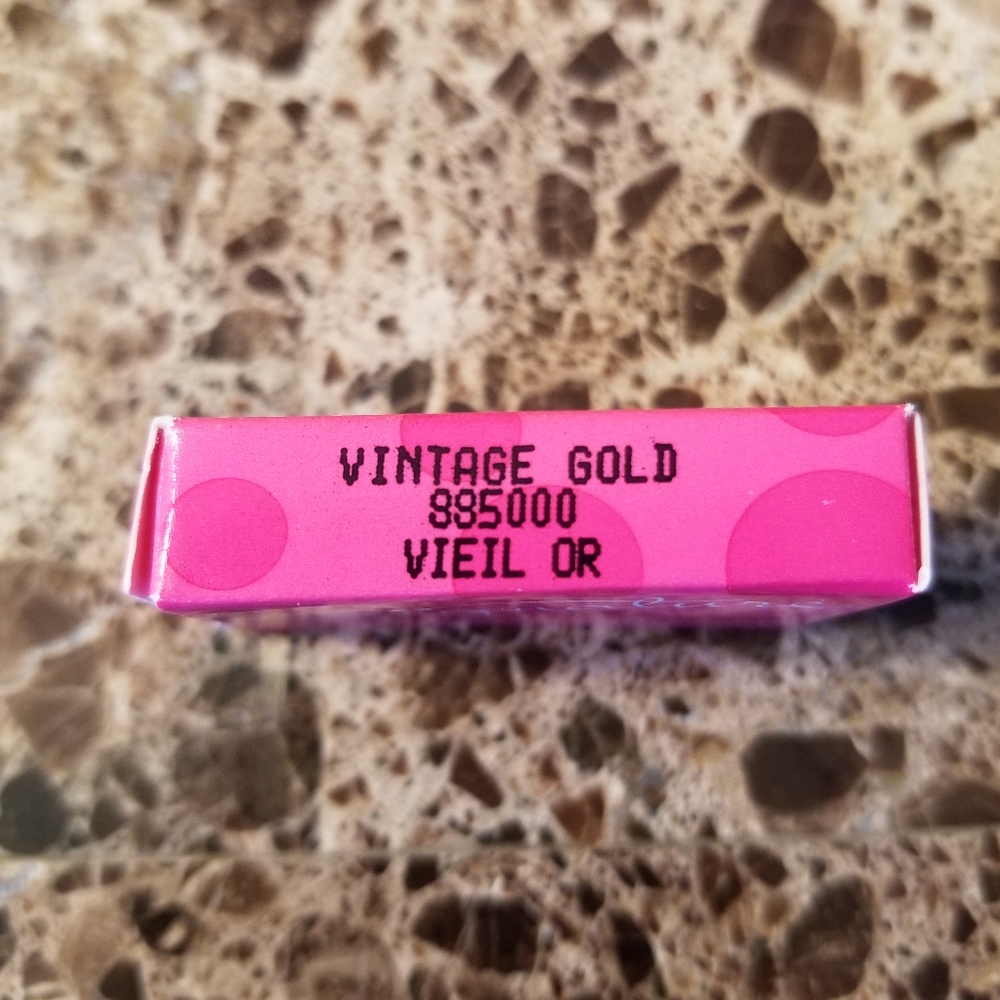 Vintage Gold: Mary Kay Eyeshadow - Picture 4 of 4